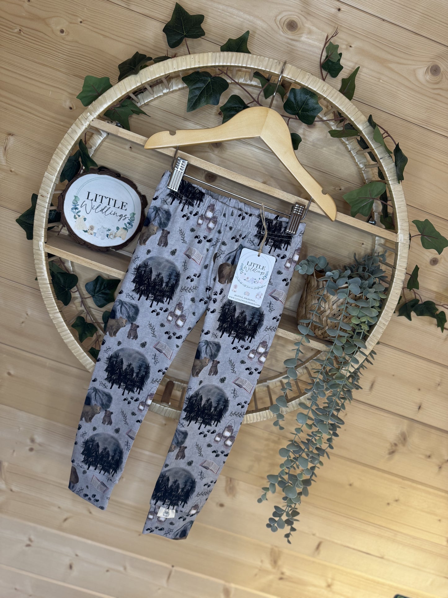 I Brought you the Moon Leggings 3-4 Years