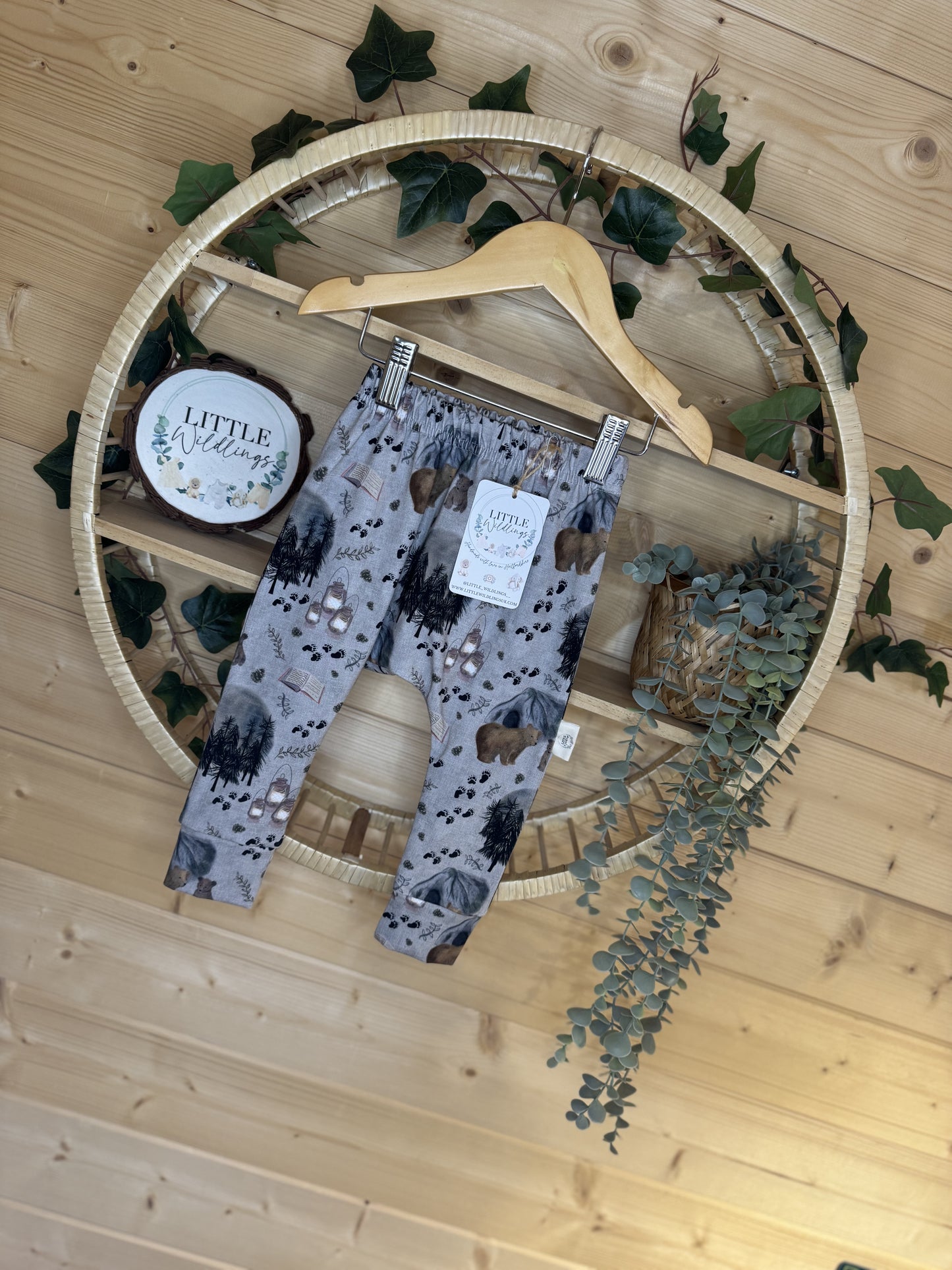 I Brought you the Moon Harem Leggings 9-12 months