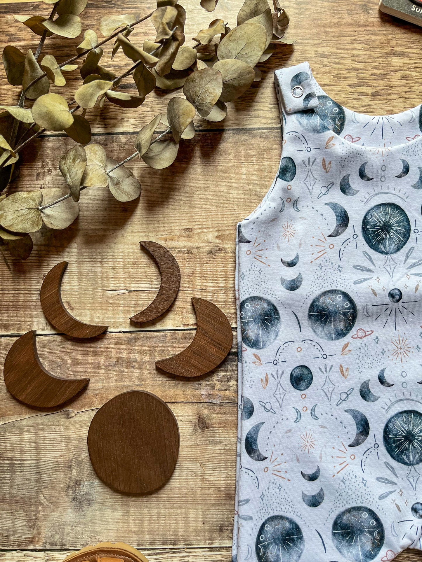 Moon Phases Snood