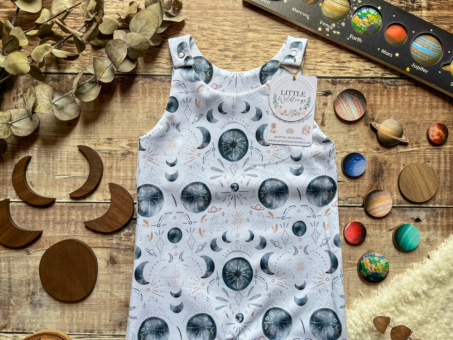 Moon Phases Snood